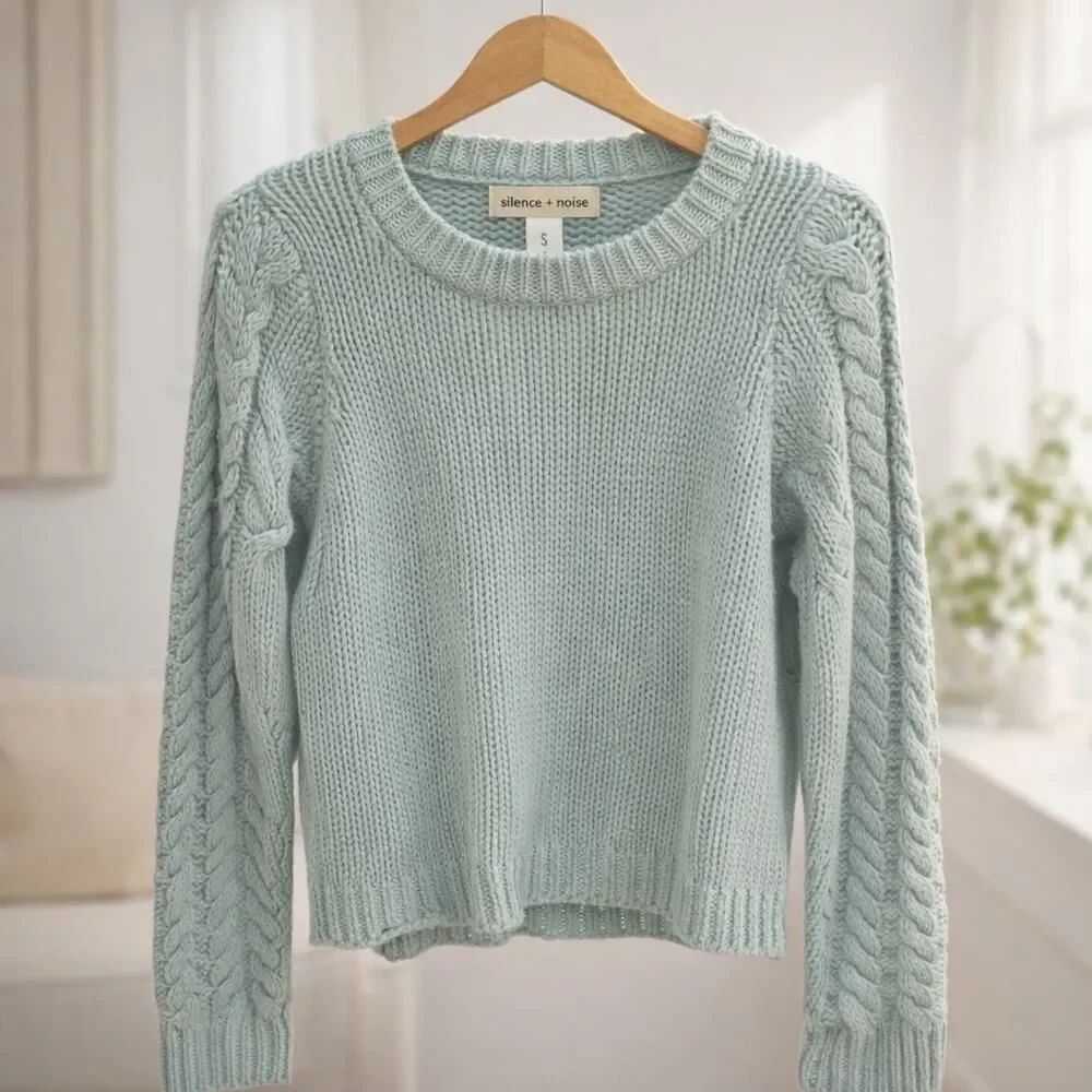 Silence + Noise Long Sleeve Blue Cropped Cable Knit Sweater Small S